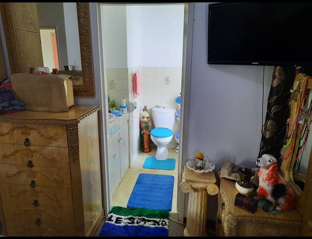 2 BEDROOM RETIREMENT UNIT FOR SALE IN PIETERMARITZBURG CENTRAL